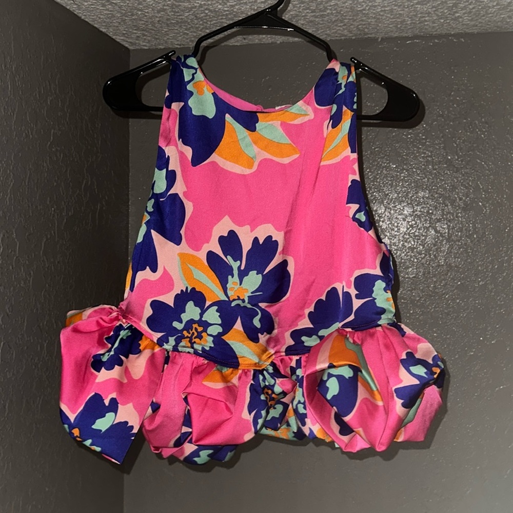 Sleeveless Floral Blouse